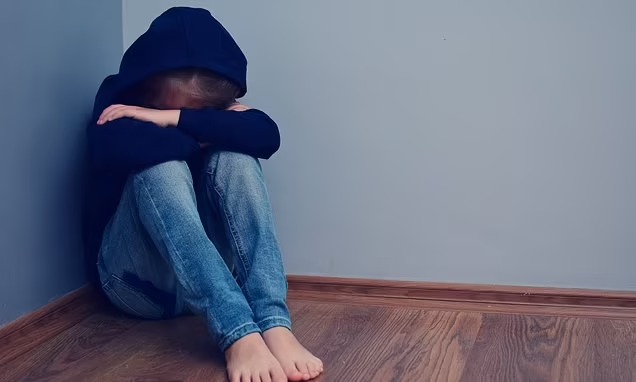 Intervienen en grave caso de abuso y explotación de menor