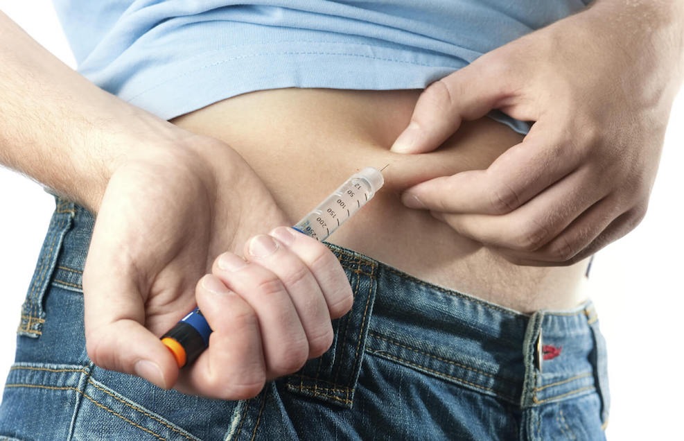 Advierten del peligro detrás de las inyecciones para “verse mejor”
