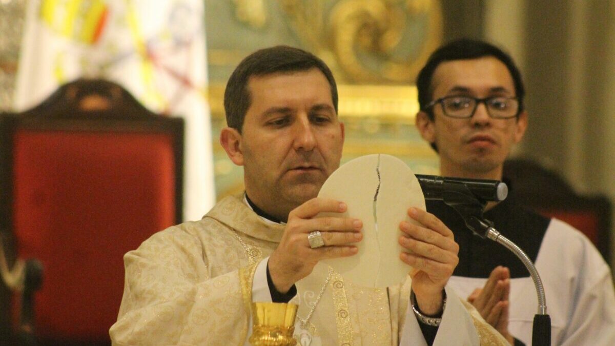 Nuncio Apostólico No ser “cristianos de labios” y ser sensibles ante las atrocidades