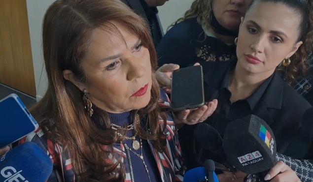“Pero Dionisio es de Honor Colorado”, asegura senadora