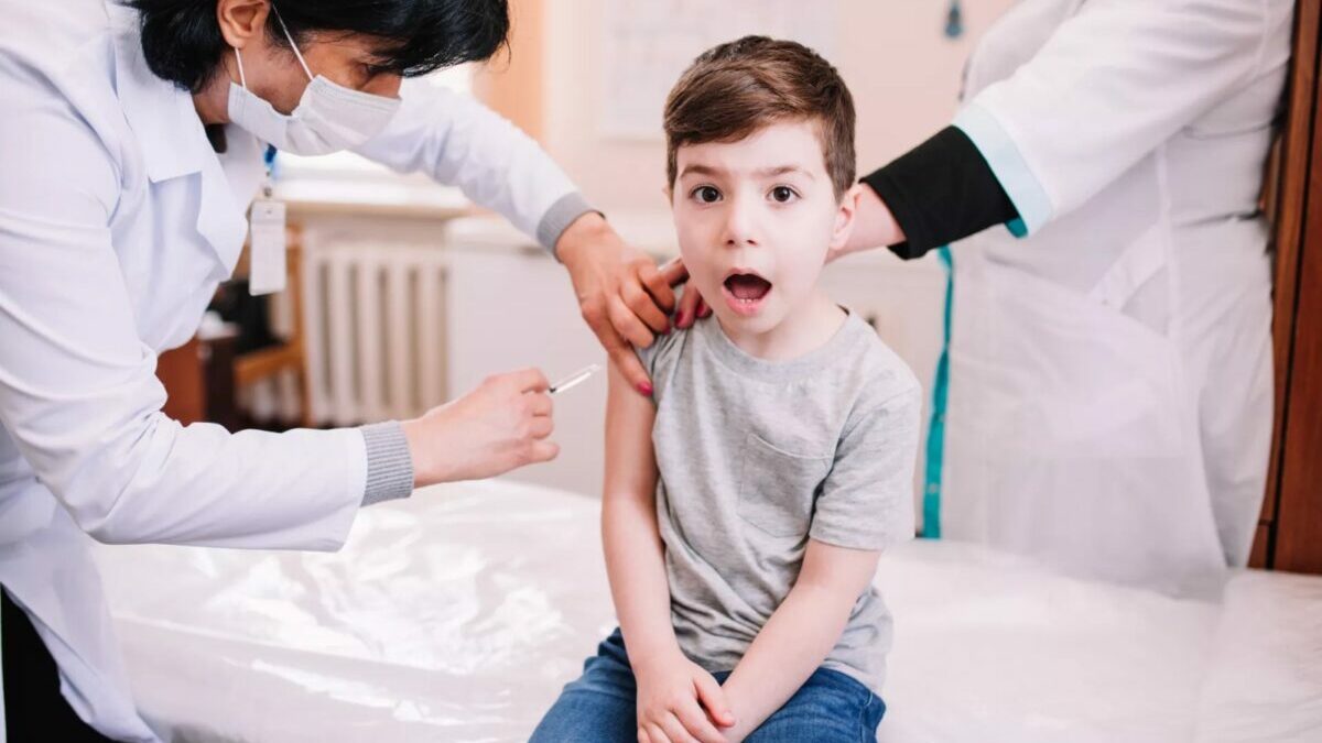 Padres que no vacunan a sus hijos pueden ser imputados