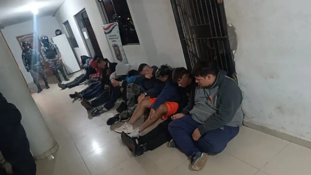 Fiscal confirma dos heridos y 13 detenidos tras disparos en la UNA