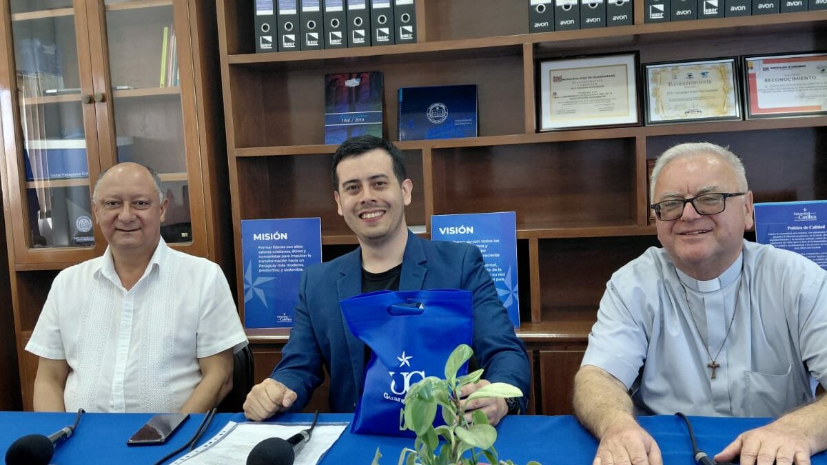 La UP de Guarambaré celebra 15 años de crecimiento institucional