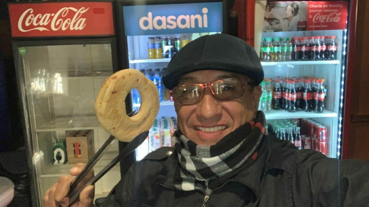 De animador a gobernador y ahora vendedor de chipa