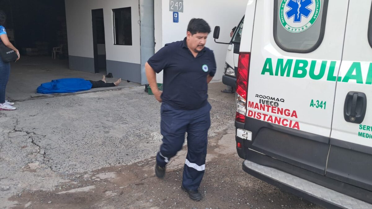 Trabajador fallece electrocutado en local de eventos