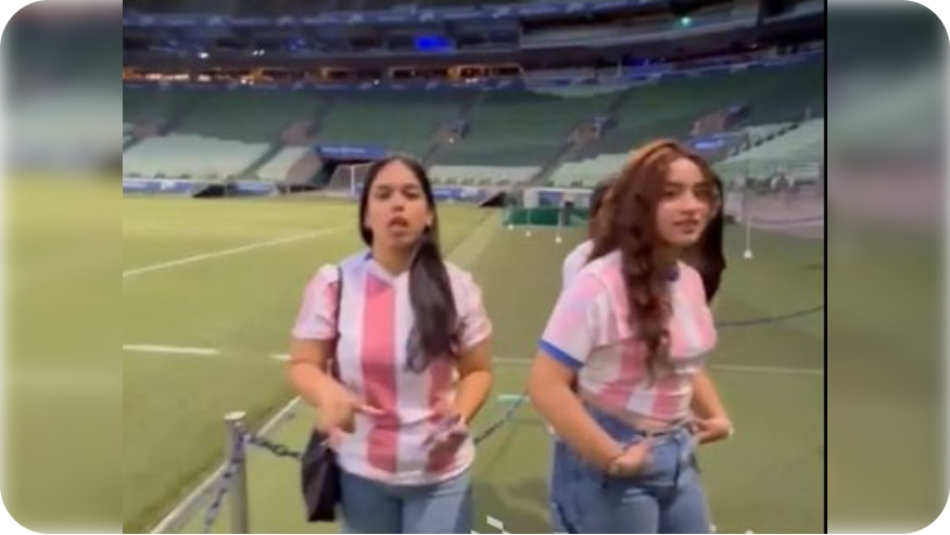 Paraguayos obligados a quitarse la Albirroja en el Palmeiras