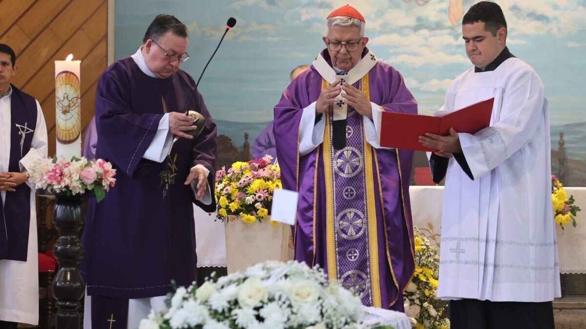 Padre Leoncio: “sus manos gastadas” al servicio de Dios y de los demás