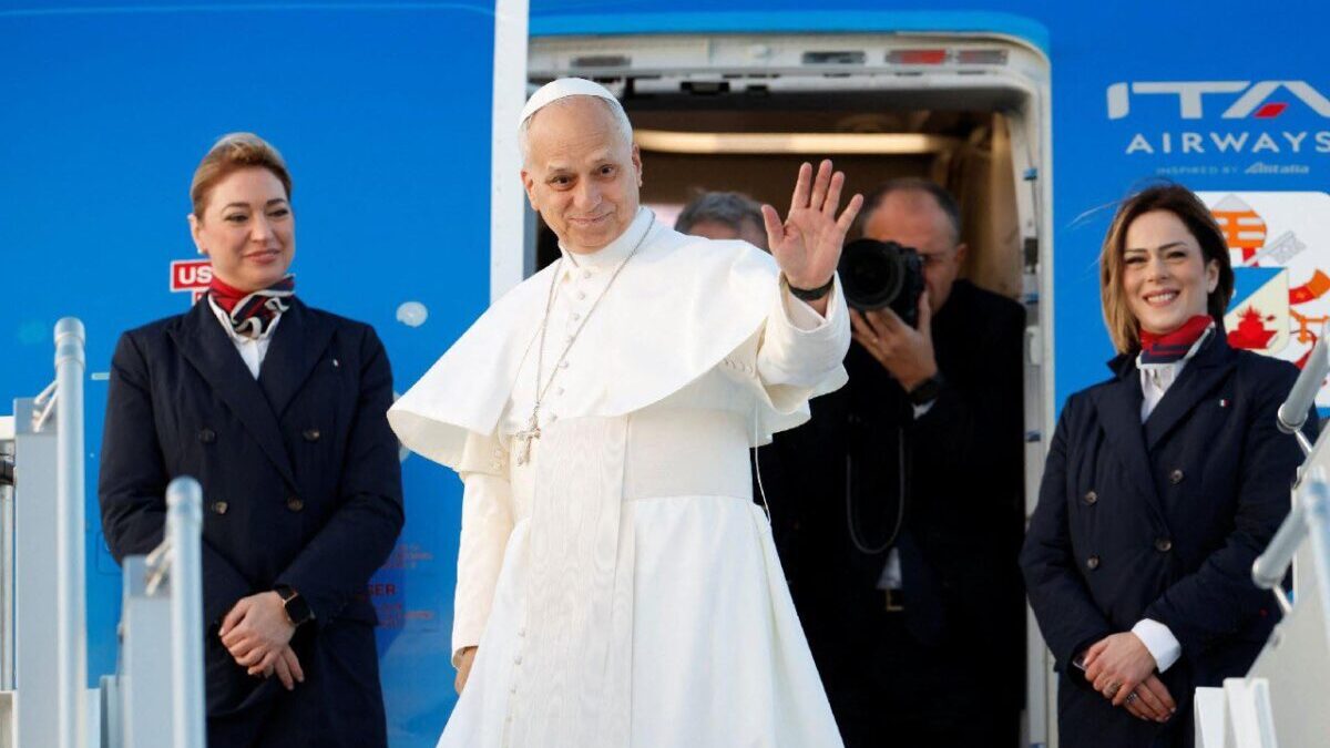 Primer viaje apostólico: el Papa emprende vuelo a Turquía
