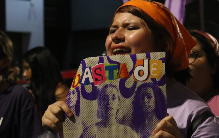 Mujeres indígenas alzan su voz en la marcha del 25N