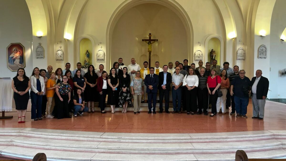 Cáritas “crea vínculos de pertenencia”, afirmó el rector de la UC