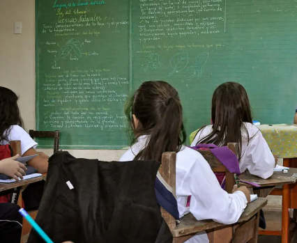 Directora de escuela niega agresión y asegura: “fue por caída”