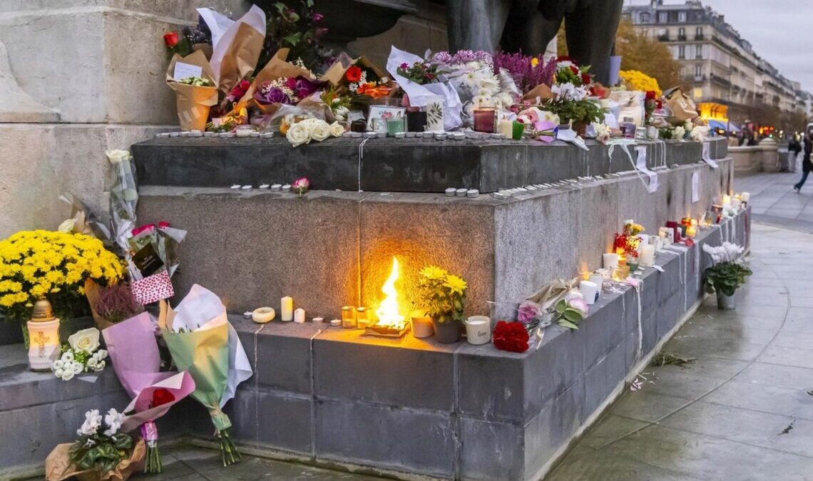 Décimo aniversario de los atentados de París: homenaje a las víctimas