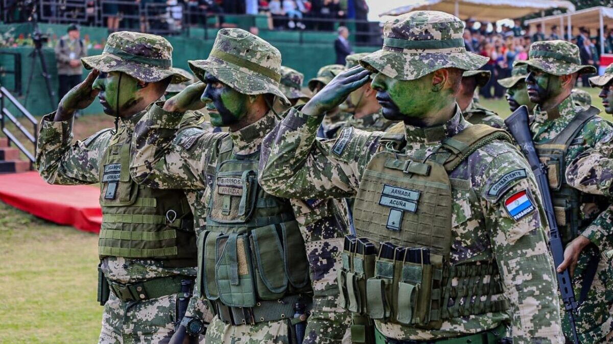 Baja deshonrosa de filas militares se suma a condena judicial