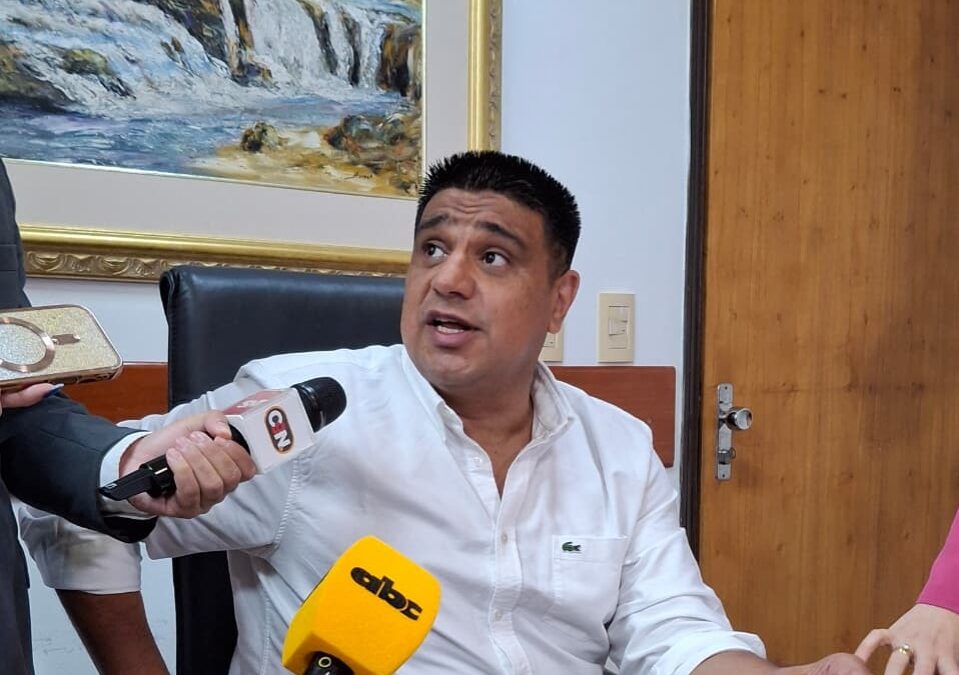 Diputado no descarta se abran nuevos espacios, pero no cree perder mayoría