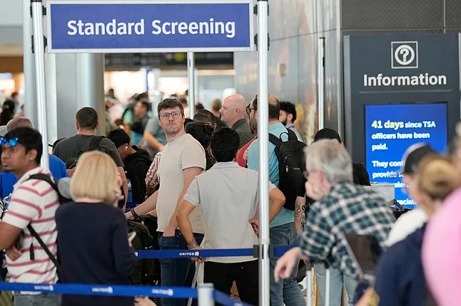 Europa prevé largas esperas en aeropuertos durante Semana Santa