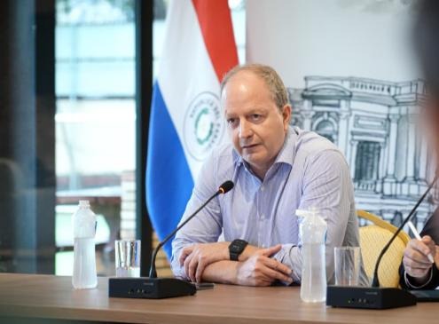 Ajuste con prioridades: Gobierno recorta gastos y blinda áreas clave