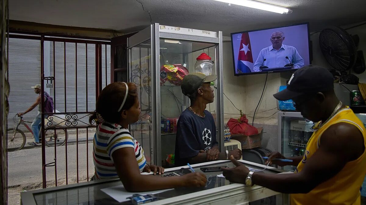 Cuba enfrenta creciente presión interna y externa en busca de cambios