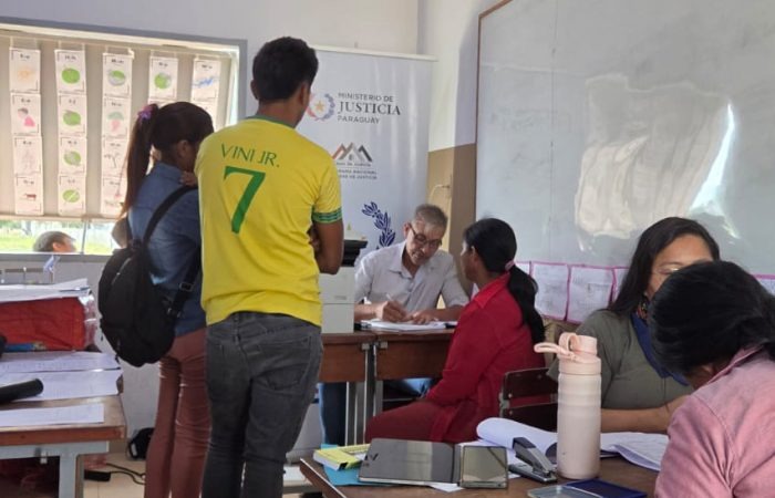 Servicios esenciales llegan a comunidad del Pueblo Enxet