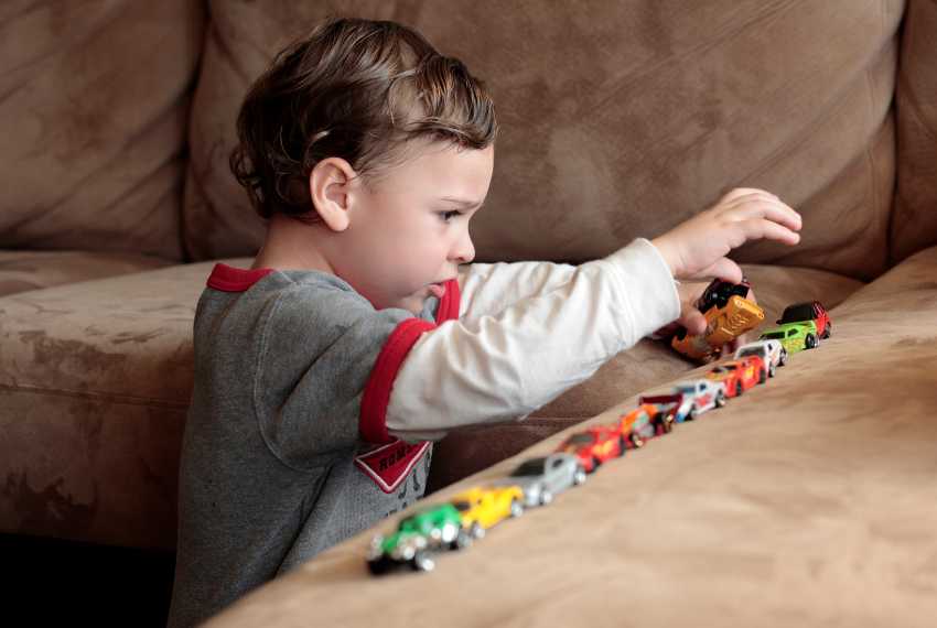 “Un día a la vez”: el desafío de criar a un niño con autismo