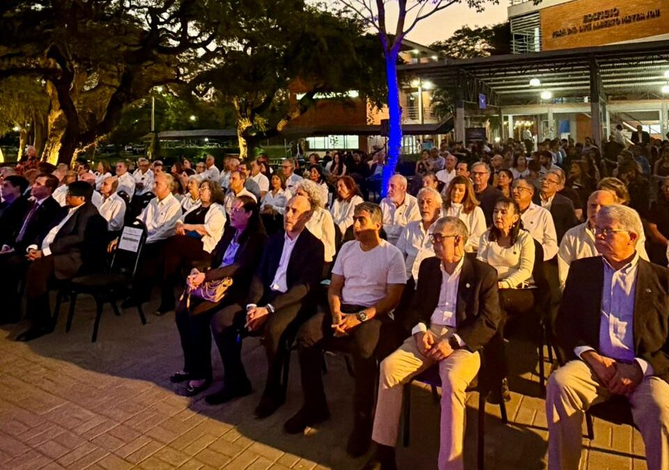 A 46 años de sus inicios, Ciencias y Tecnología honra a sus pioneros